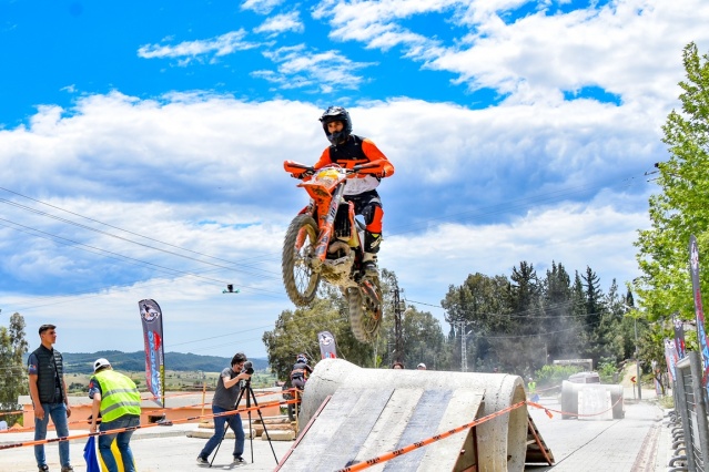 Adana&#039;da Motofest Extrem Enduro Karaisalı Hasandağı 1. Kültür ve Spor Festivali başladı