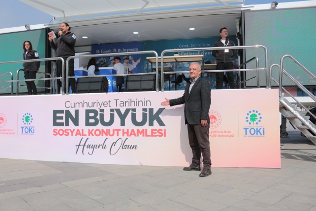 "İlk Evim, İlk İş Yerim" ile "İlk Evim Arsa" projelerinin tanıtım tırı Konya'ya geldi