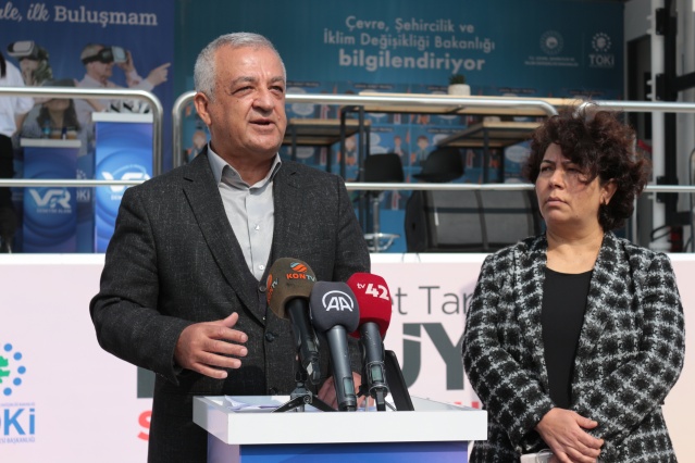 "İlk Evim, İlk İş Yerim" ile "İlk Evim Arsa" projelerinin tanıtım tırı Konya'ya geldi