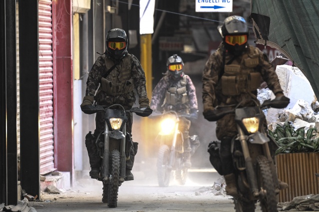 Özel harekat polislerinin duruşundan dahi vatandaşların güven duyduğunu dile getiren Soğuksu, bu hizmetlerin devamlı olması temennisinde bulundu.