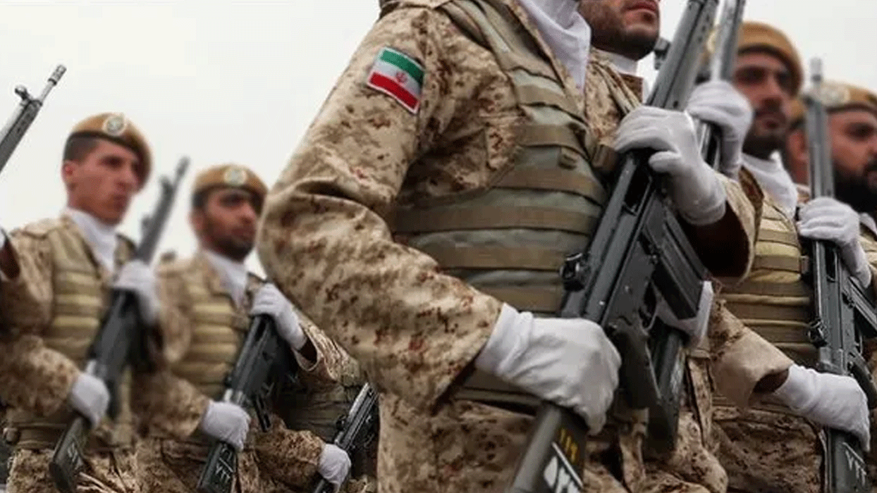 İran’da askeri üste bir asker 5 silah arkadaşını öldürdü   