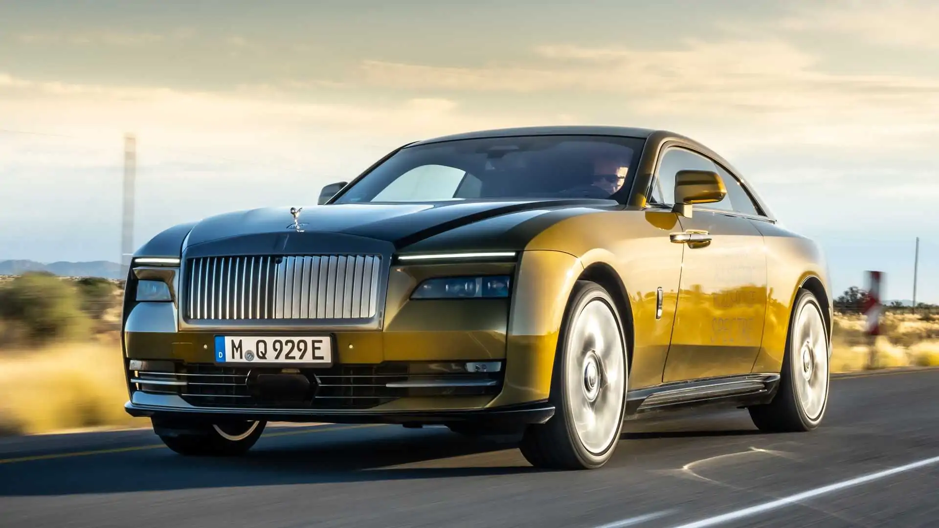 Rolls Royce Spectre 2023 (1)