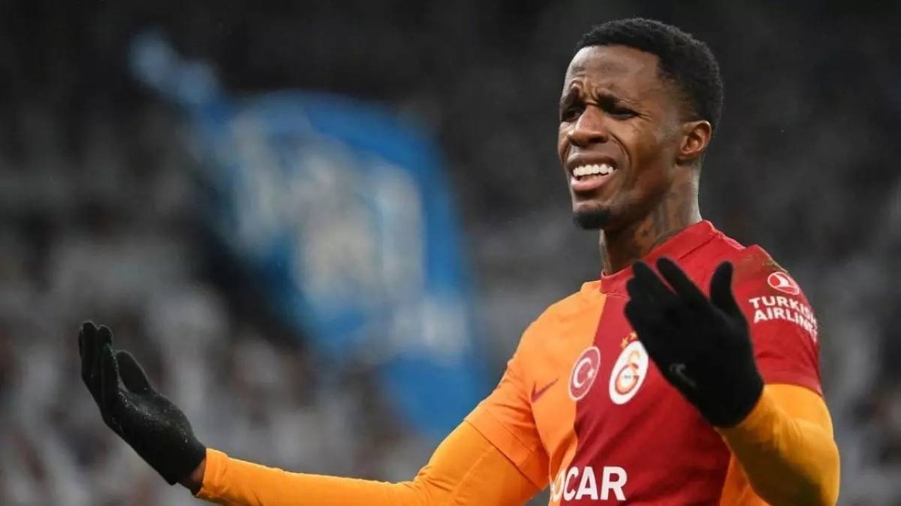 Galatasaray'ın Wilfred Zaha problemi büyüyor - Dünya ve Türkiye Gündemini  Anında Takip Edin | Haber Portalı - aslinda.com