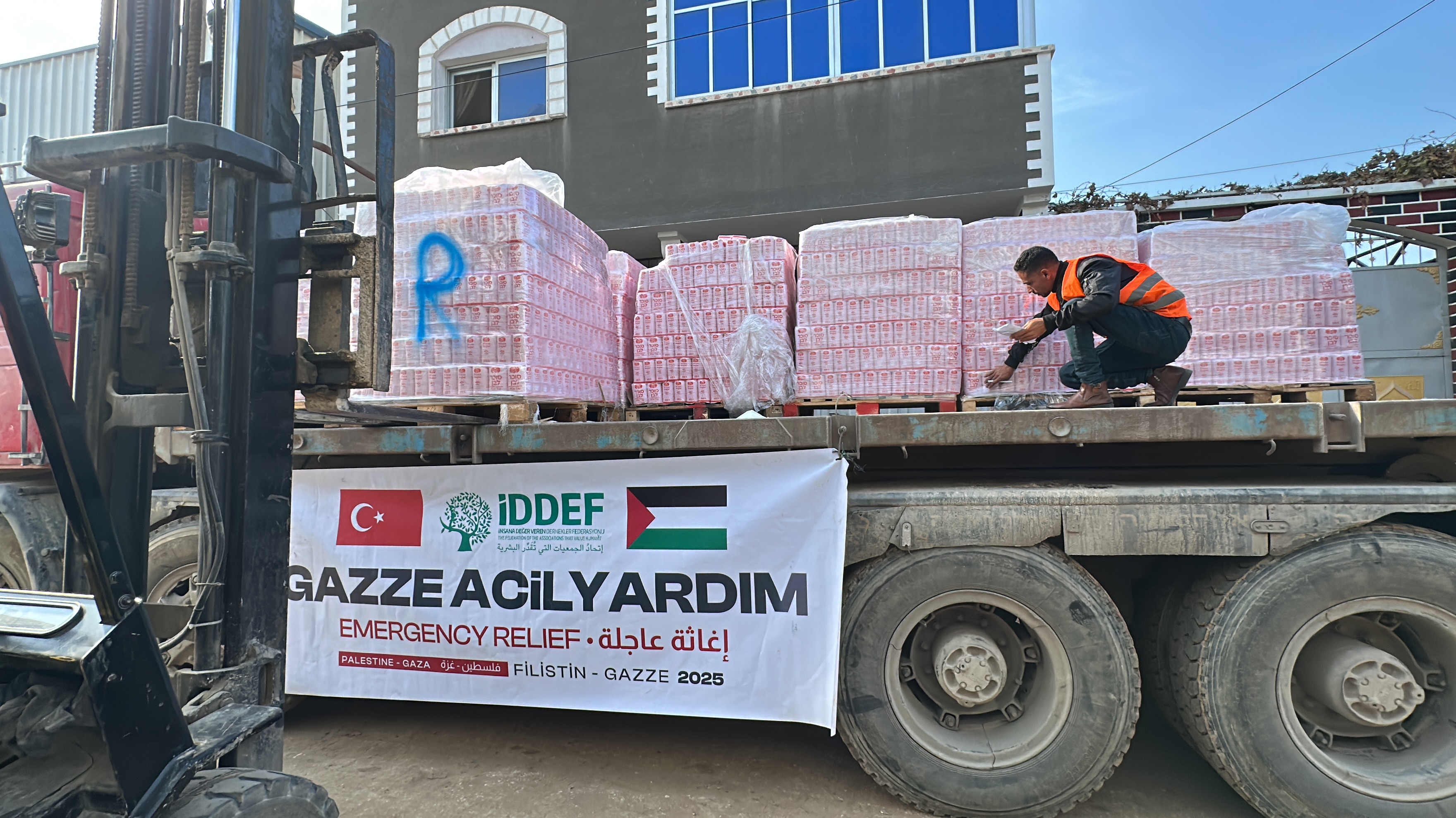 İddefin İnsani Yardım Tırları Gazzede (4)