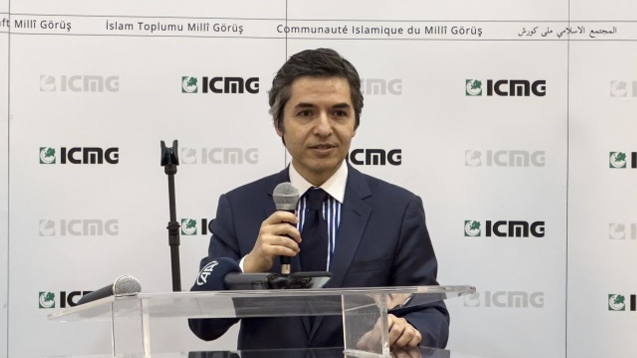 İslam Toplumu Milli Görüş Teşkilatı İngiltere Bölgesi, Londra'da iftar programı düzenledi
