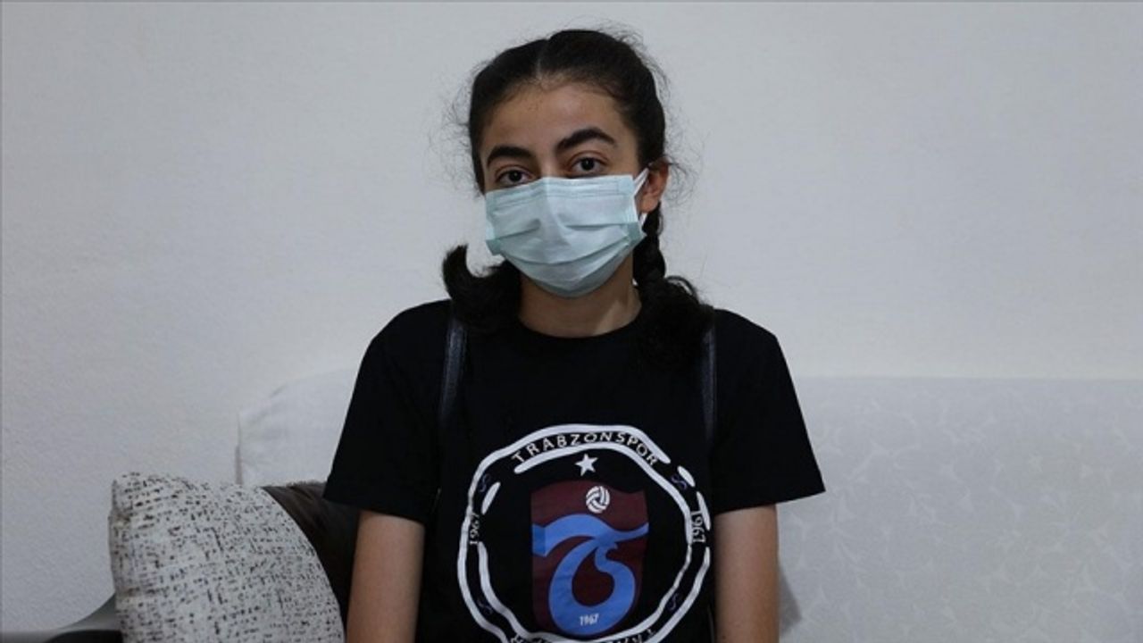 Yapay kalple yaşayan Zeynep resimlerini çizdiği kalbe kavuşmayı bekliyor