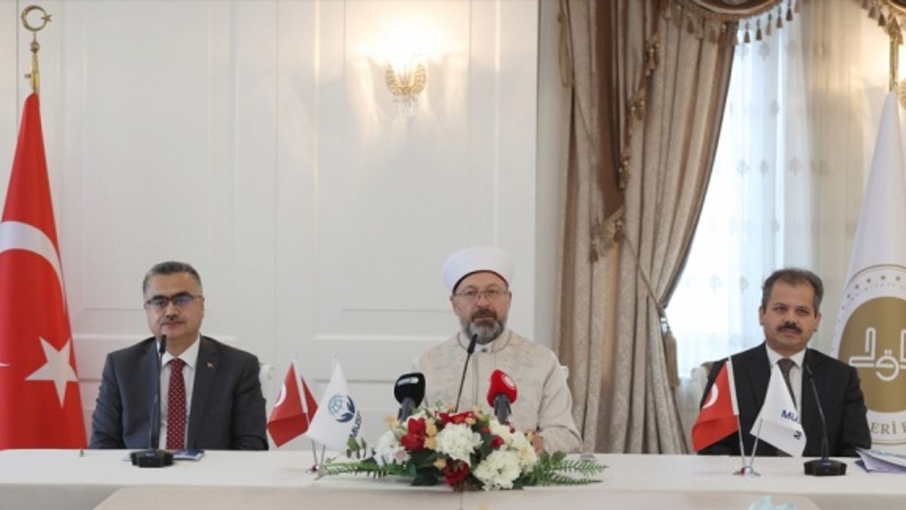 Diyanet ile MÜSDAV "Bir Hafız Yetiştiriyorum" projesi protokolünü imzaladı
