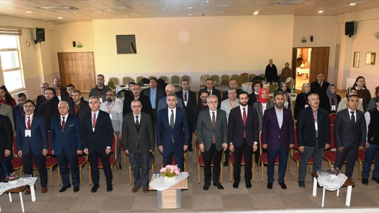 "Türkiye Yüzyılı Din Öğretimi İl Çalıştayı" Lapseki'de yapıldı