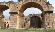 Pamukkale'deki hamam bazilikanın restorasyonla turizme kazandırılması isteniyor