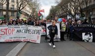 Paris'te polis şiddetine karşı protesto