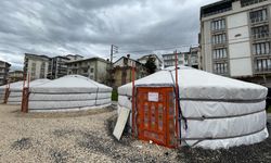 Moğolistan Parlamentosu Malatyalı depremzedeler için 30 otağ gönderdi
