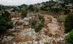 Güney Afrika şiddetli yağışların pençesinde: 8 kişi ölü