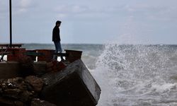 Akçakoca'da olumsuz hava koşulları balıkçıları vurdu 