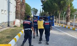 İzmir'de ekipler 12 organizatör, 464 düzensiz göçmen yakaladı 