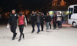 İnegöl'de şafak operasyonu: 50 kaçak göçmen yakalandı