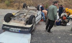 Adana'da feci kaza: Araç takla attı! 