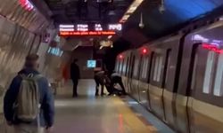 Metroda korku dolu anlar: Genç raylara düştü