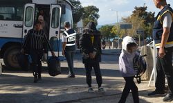 Balıkesir'de düzensiz göçmenler ölümden döndü 