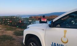 Edirne'de jandarma ekipleri Gala Gölü'nde mavi yengeç avcılarını denetledi