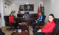 Osmaneli Kaymakamı Ünal, başarılı sporcuları kabul etti