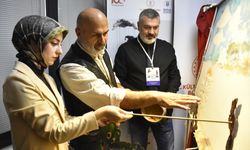 Bursa Uludağ Üniversitesinde geleceğin Karagöz oynatıcılarına eğitim veriliyor