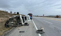Takla atan kamyonetin sürücüsü yaşamını yitirdi   