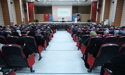 Erzincan’da “Aileyi Ayakta Tutan Değerler” konferansı düzenlendi