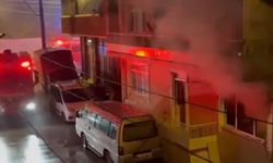 Kocaeli'de yangın paniği: Mahsur kalan kadını itfaiye kurtardı   