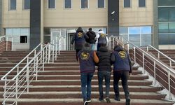 Kars’ta biri FETÖ/PDY terör örgütü üyesi 3 kişi yakalandı 