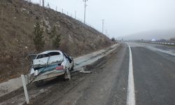Çankırı'da takla atan otomobildeki 2 kişi yaralandı 