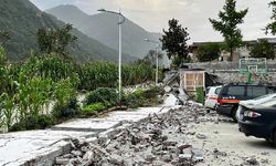 Çin'de korkutan deprem 111 kişinin yaşamına mal oldu 