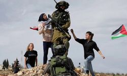 İsraillilerden Gazze'de 3 esirin yanlışlıkla öldürülmesine tepki 