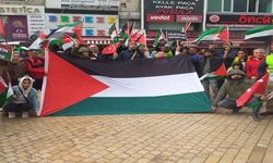 İstanbul'da STK'ler Filistin'e destek için müzayede düzenledi