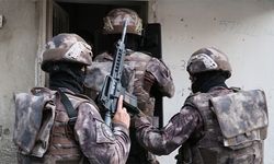PKK’yla işbirliği içindeki insan kaçakçılarına operasyon: 5 gözaltı   