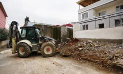 Kahramanmaraş'ta mahalleler İnşaat atıklarından temizleniyor   