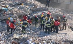 Depremde 100 kişiye mezar olan Hisami Apartmanı davasında 3 tutuklama 