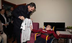 İBB Başkan Adayı Kurum'dan engelli çocuğa ziyaret  
