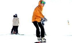 Ergan Dağı Kayak Merkezi'nde hafta sonu yoğunluğu  
