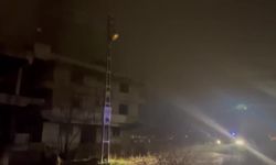 Ankara’da metruk binada yangın paniği   