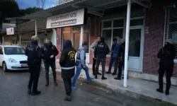 Manisa'da DEM parti binasına terör operasyonu: 7 gözaltı 