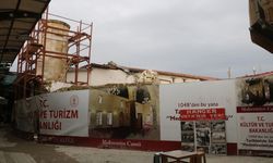 Tarihi caminin 6 Şubat'ta yıkıldığı anlar kamerada 