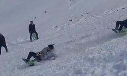 Elazığ’da kayak sezonu açıldı, vatandaşların kızakla kayma anları gülümsetti  