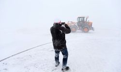 Kars-Ardahan yolu ulaşıma kapatıldı   