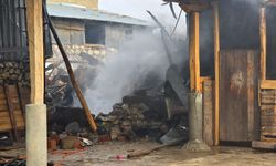 Tokat'ta ev yangını: 1 ölü, 1 yaralı   