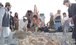 Afkanistan'da 100 cesetin bulunduğu toplu mezar bulundu 