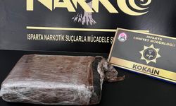 Isparta'da yolcu otobüsünde kokainle yakalanan zanlı tutuklandı