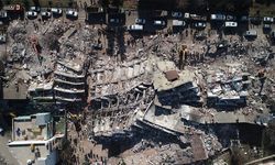 Deprem Bölgesi 1 yılda binlerce kez sallandı 