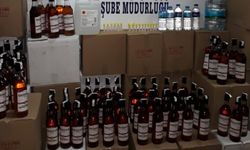İzmir'de depoda bin 726 litre sahte alkol ele geçirildi   