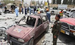 Pakistan'da 2 seçim bürosuna bombalı saldırı: 25 ölü