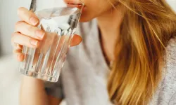 “Yetersiz su tüketimi eklem ağrılarına neden olabilir”  